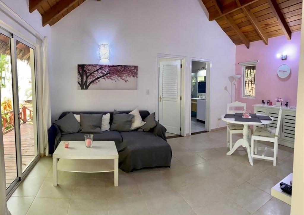 Chalet Tropical Au Coeur De Лас Теренас Екстериор снимка